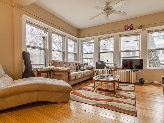 5th image of 216 Campbell St #10463717