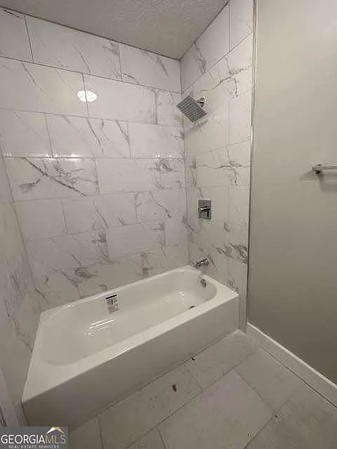 2 bed, 1.5 bath, $1,100 — Photo 4