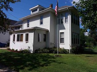 925 Lake Park Dr, Kendallville, IN 46755