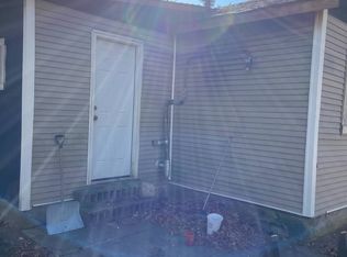 96 Academy St, Kerhonkson, NY 12446