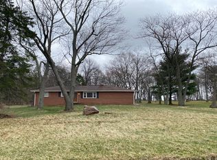 6700 Northlawn Ave, Louisville, OH 44641