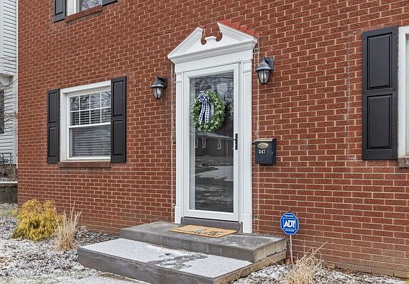 3rd image of 347 Mount Vernon Dr