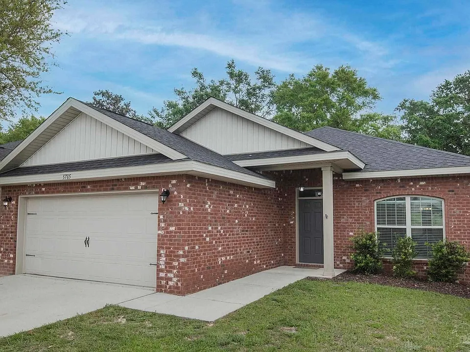 5785 Jade Moon Cir