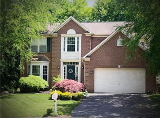 3218 Sequoia Dr, New Castle, PA