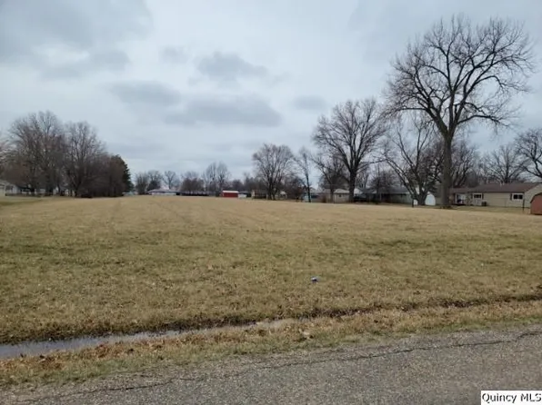 0 Memorial Dr, Carthage, IL 62321