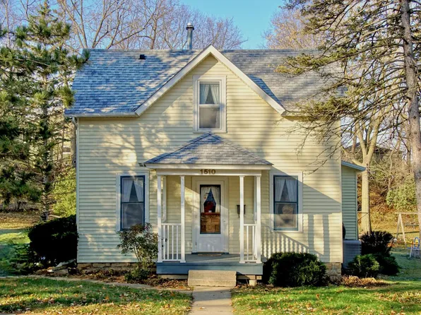 1510 Norwood St, Red Wing, MN 55066