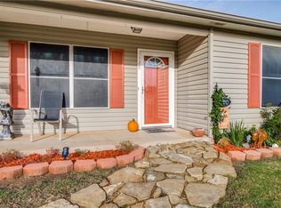 120 Donaghey St, Trenton, TX 75490