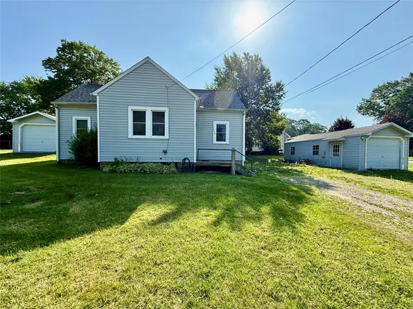 3519 Hampshire Rd, Erie, PA 16506