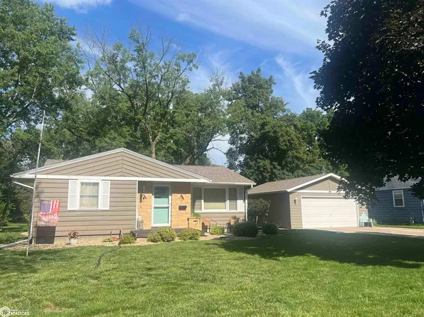 811 10th St N, Humboldt, IA 50548