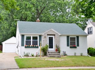816 15th Ave, Green Bay, WI 54304