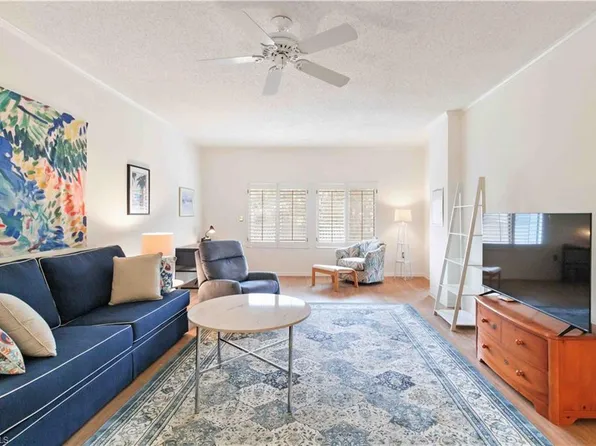 201 Arbor Lake DR #205, NAPLES, FL 34110