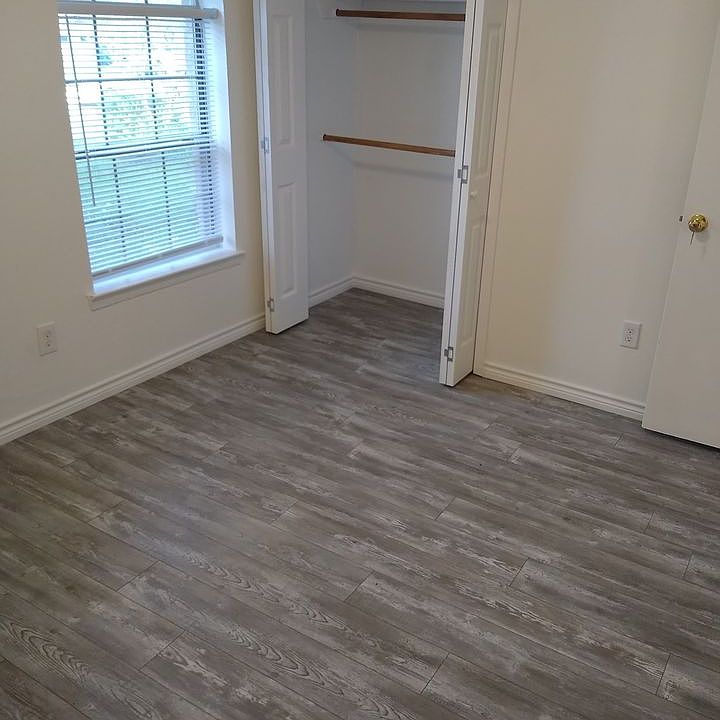 1st image of 2002 Grenoble Dr #1