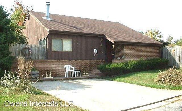 1st image of 2704 Whitwood Pl