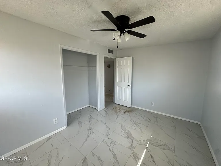 5104 Paris Ave — Photo 12