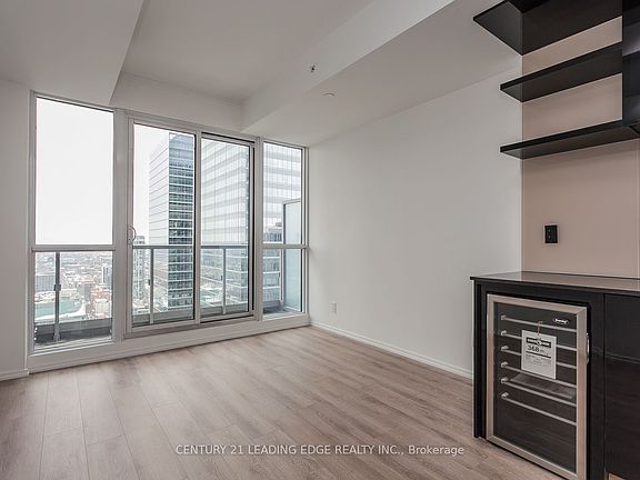 2nd image of 70 Temperance St #4409