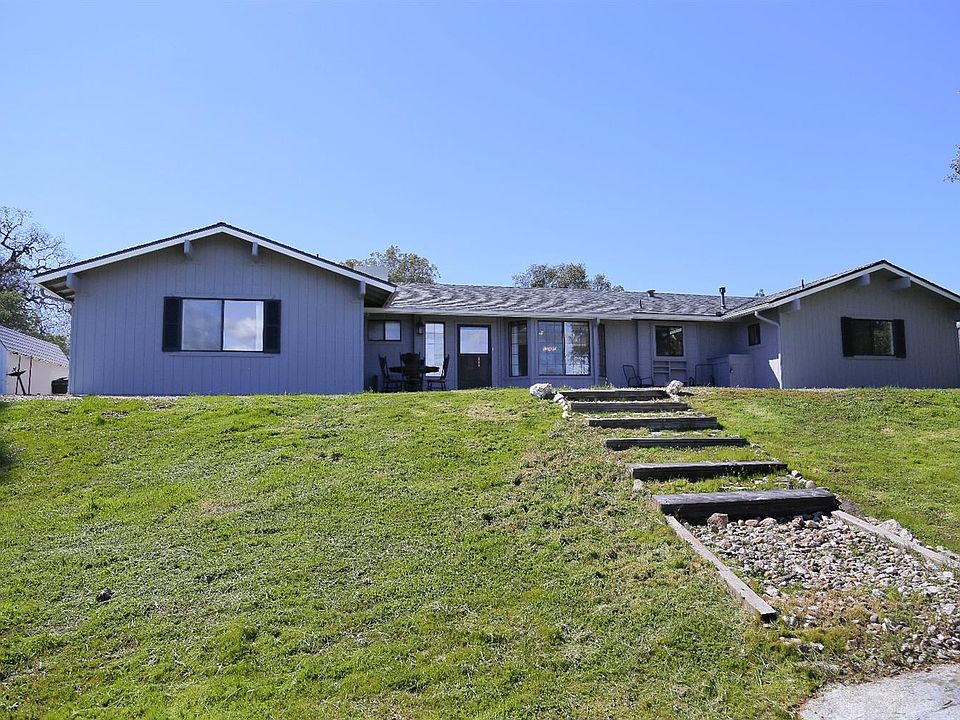 1st image of 44456 Lookout Ct