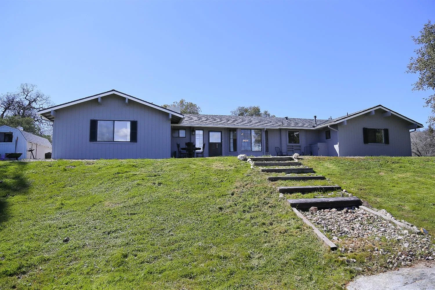 44456 Lookout Ct photo 1