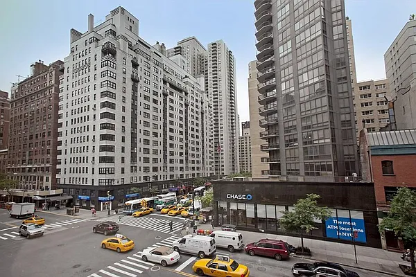 Sold by Corcoran | media 8