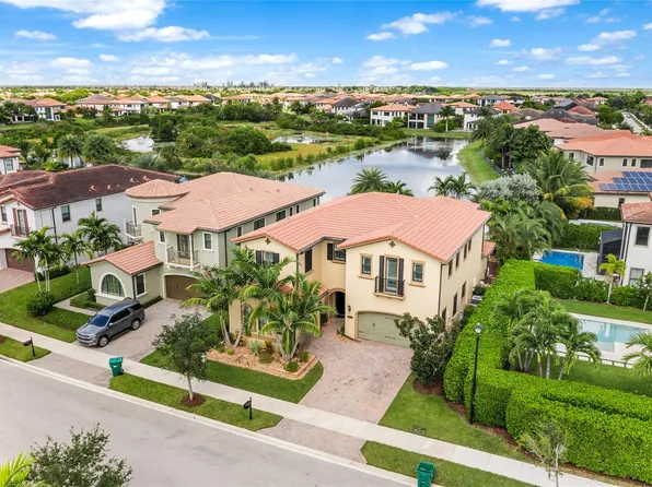 11315 E Watercrest Circle, Parkland, FL 33076