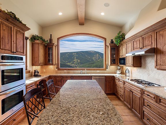 2nd image of 5101 Longsun Ln #E