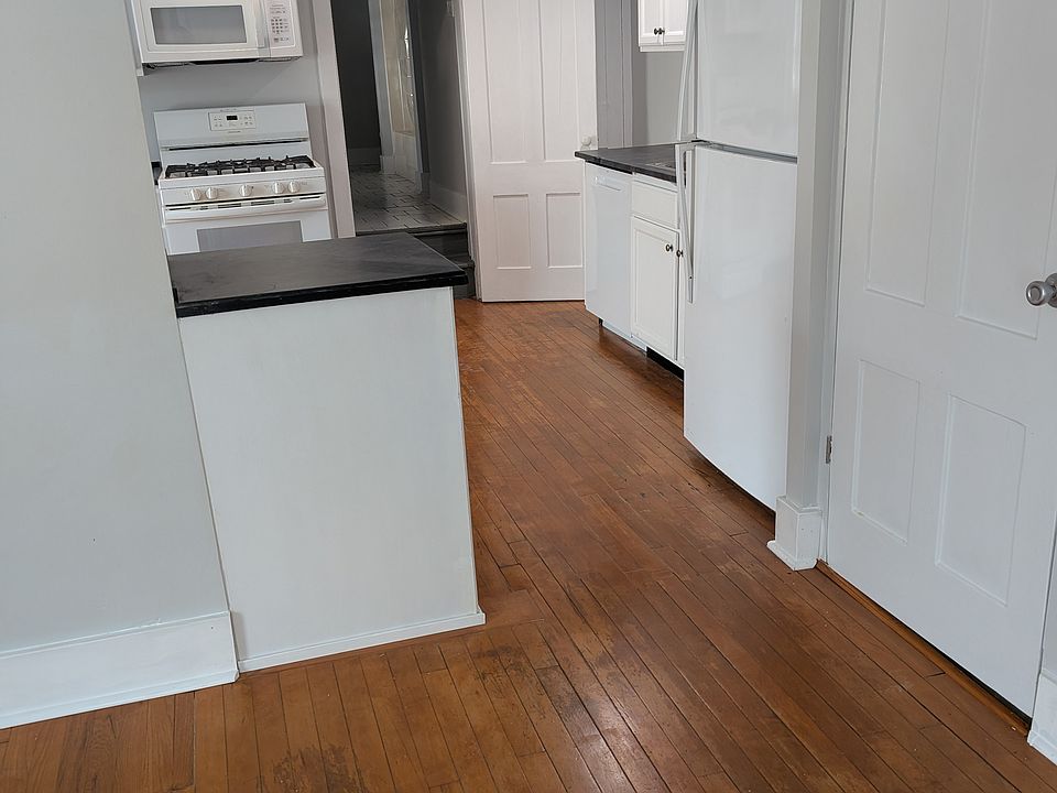 1st image of 112-114 Rumford St #1