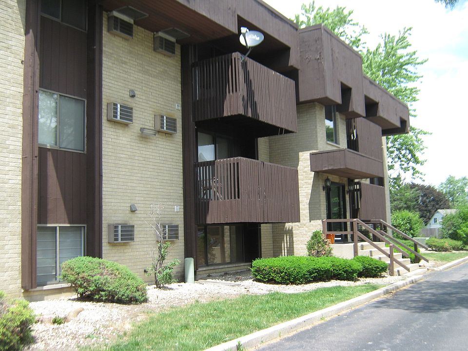 1st image of 3009 Heritage Dr APT 4