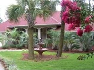 806 Cobia Ln, Wilmington, NC 28409