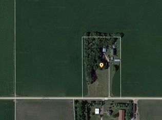 57664 850th Ave, Stewart, MN 55385