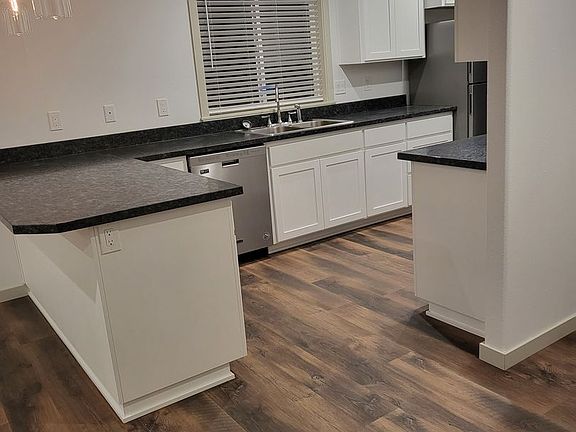 5th image of 1151 Willow Ln #15