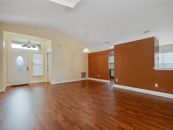 3rd image of 1106 Tyler Lake Cir