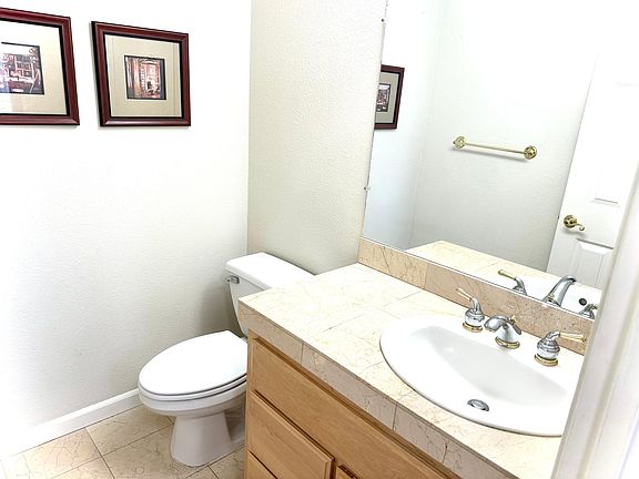 3rd image of 10373 Menhart Ln
