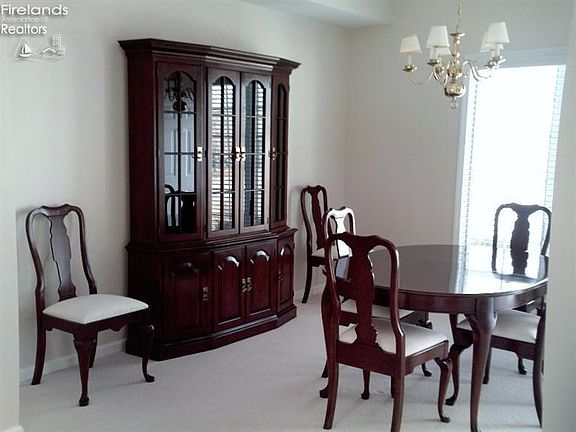 3rd image of 1809 E Waterberry Dr