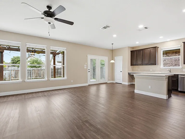 2950 E Old Settlers Blvd #29 — Photo 12