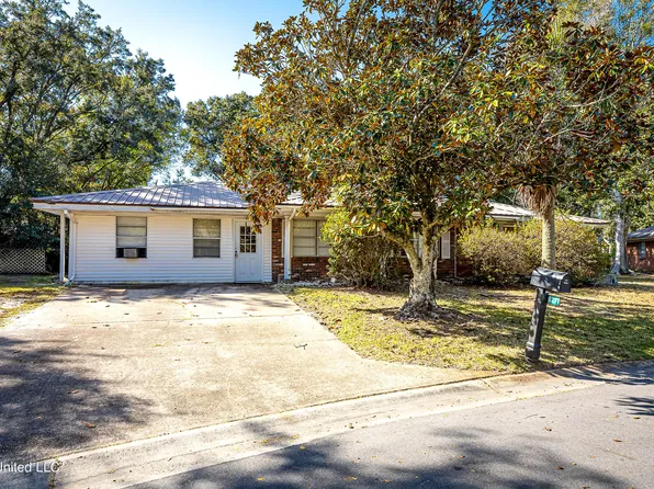 6237 Browning Dr, Ocean Springs, MS 39564