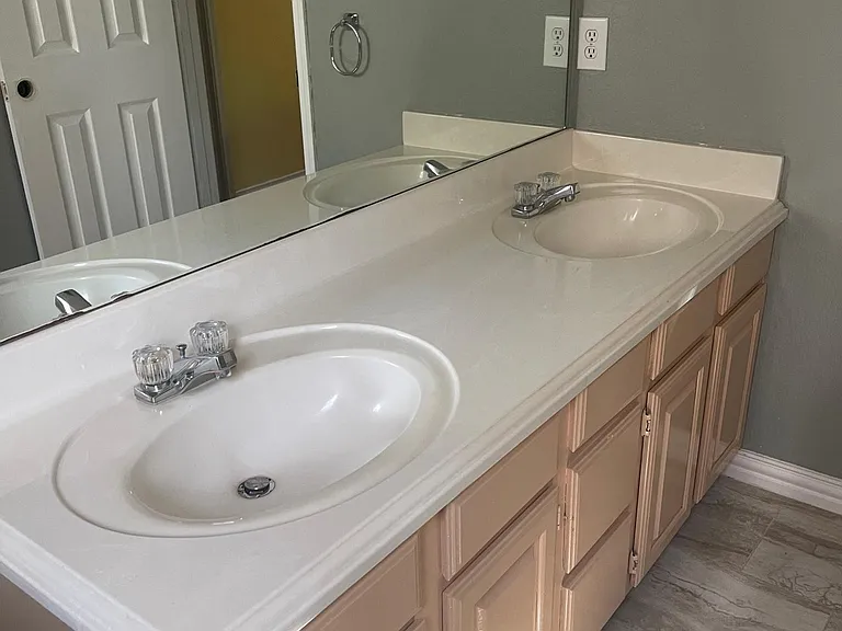 8617 Sabinas Trl — Photo 3