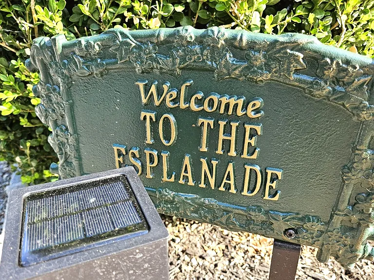 1275 The Esplanade — Photo 45