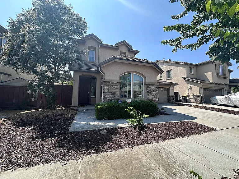 16959 Cobble Creek Way — Photo 1