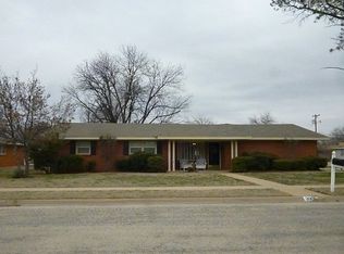 3001 33rd St, Snyder, TX 79549