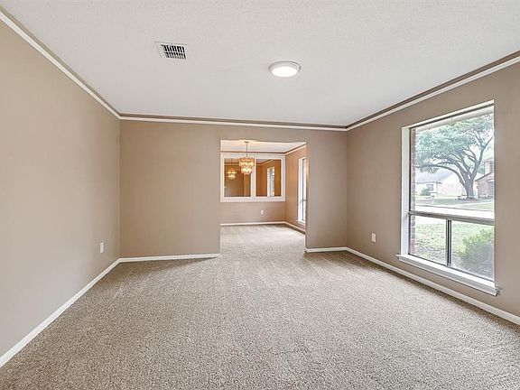 4th image of 5923 Pebble Springs Dr