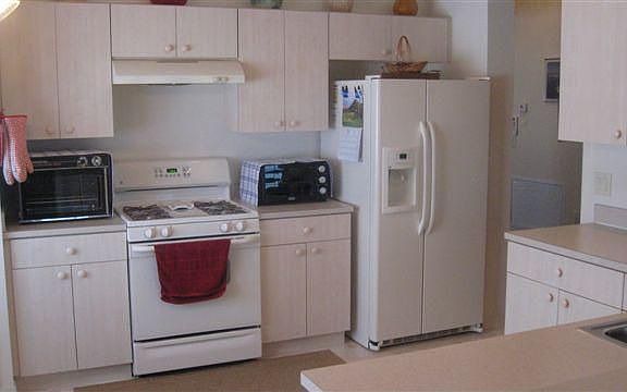 4th image of 2532 Castle Pines St