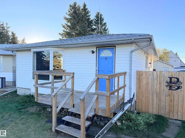 10719 103rd St, Westlock, AB T7P 1J8