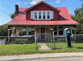 155 Myrtle Tree Rd, South Charleston, WV 25309