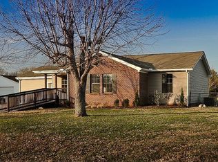 2462 Paddock Dr, Murfreesboro, TN 37128