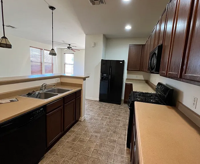 94 W Paseo Celestial — Photo 6
