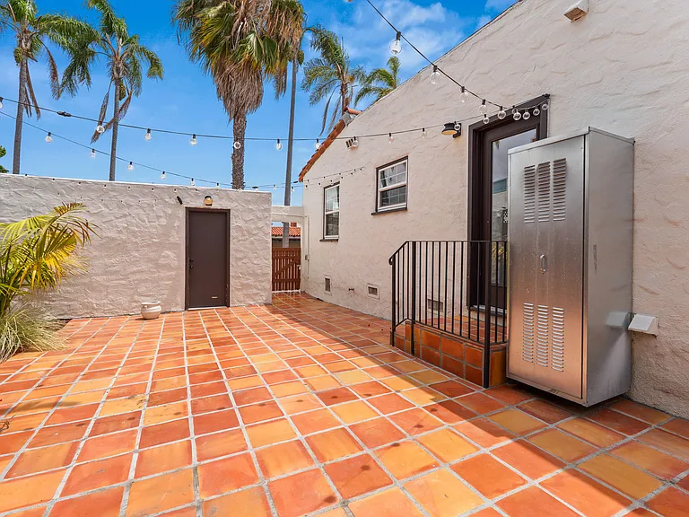 4858 E Alder Dr — Photo 39