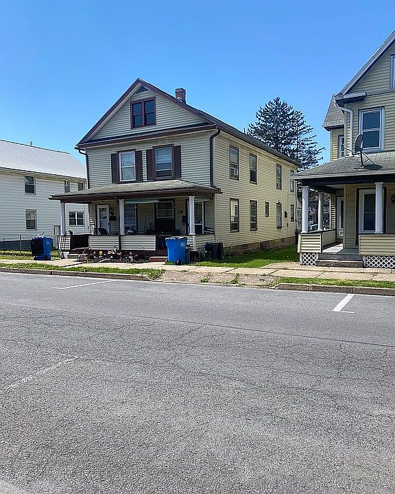 1st image of 831-833 N 5th St