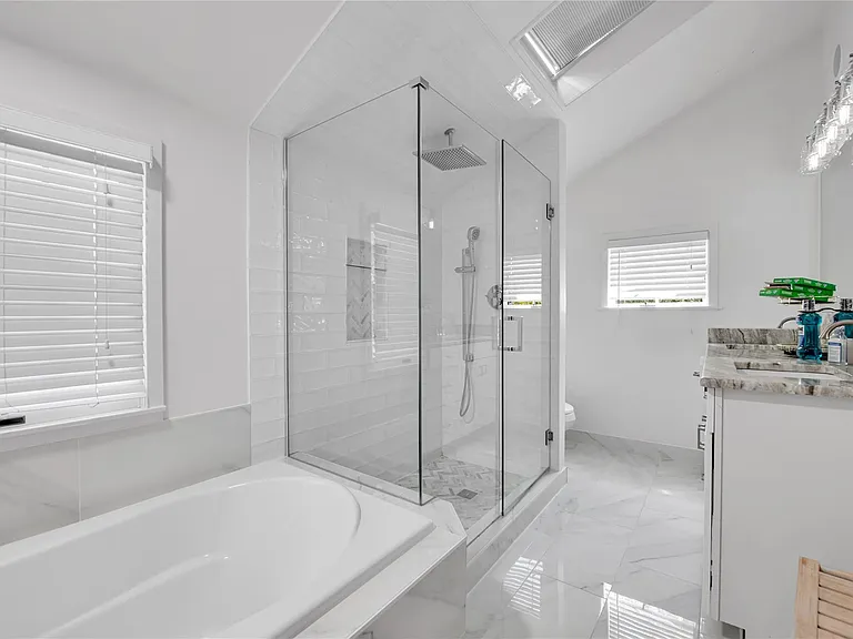 1444 Bennaville Ave — Photo 18
