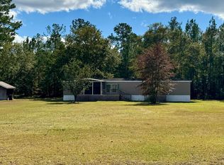 1400 Bazzle Rd, Cottageville, SC 29435