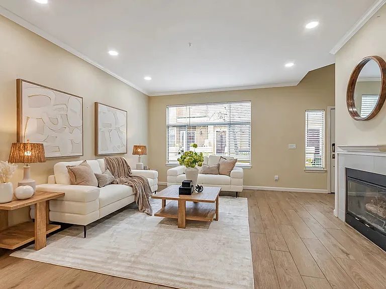 415 Camille Cir #14 — Photo 6
