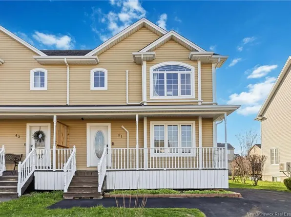 41 Candice Ln, Moncton, NB E1G 0A6